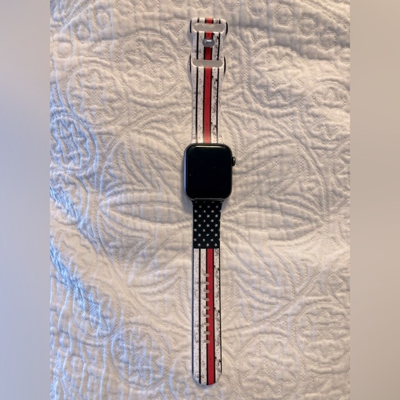๐ฉโ๐ First Responder Red Line iWatch Watchband - Picture 6 of 6